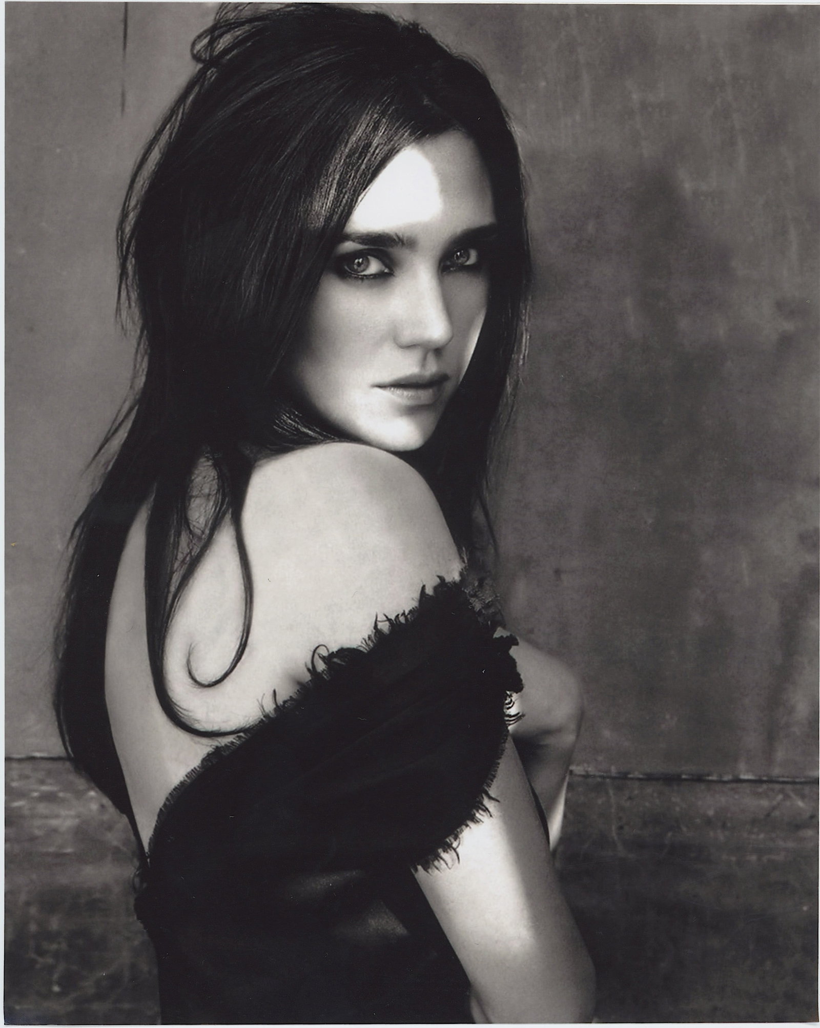 Vintage Pin Up Female Photo 10" x 8" JENNIFER CONNELLY: The provenance of this lot is from the a private collector in RI. We have included quality images to show it's actual condition. This lot is located in Boca Raton, Fl and its shipment will be made dir
