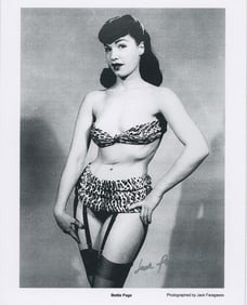 Vintage Pin Up Female Nude 10" x 8" BETTIE PAGE