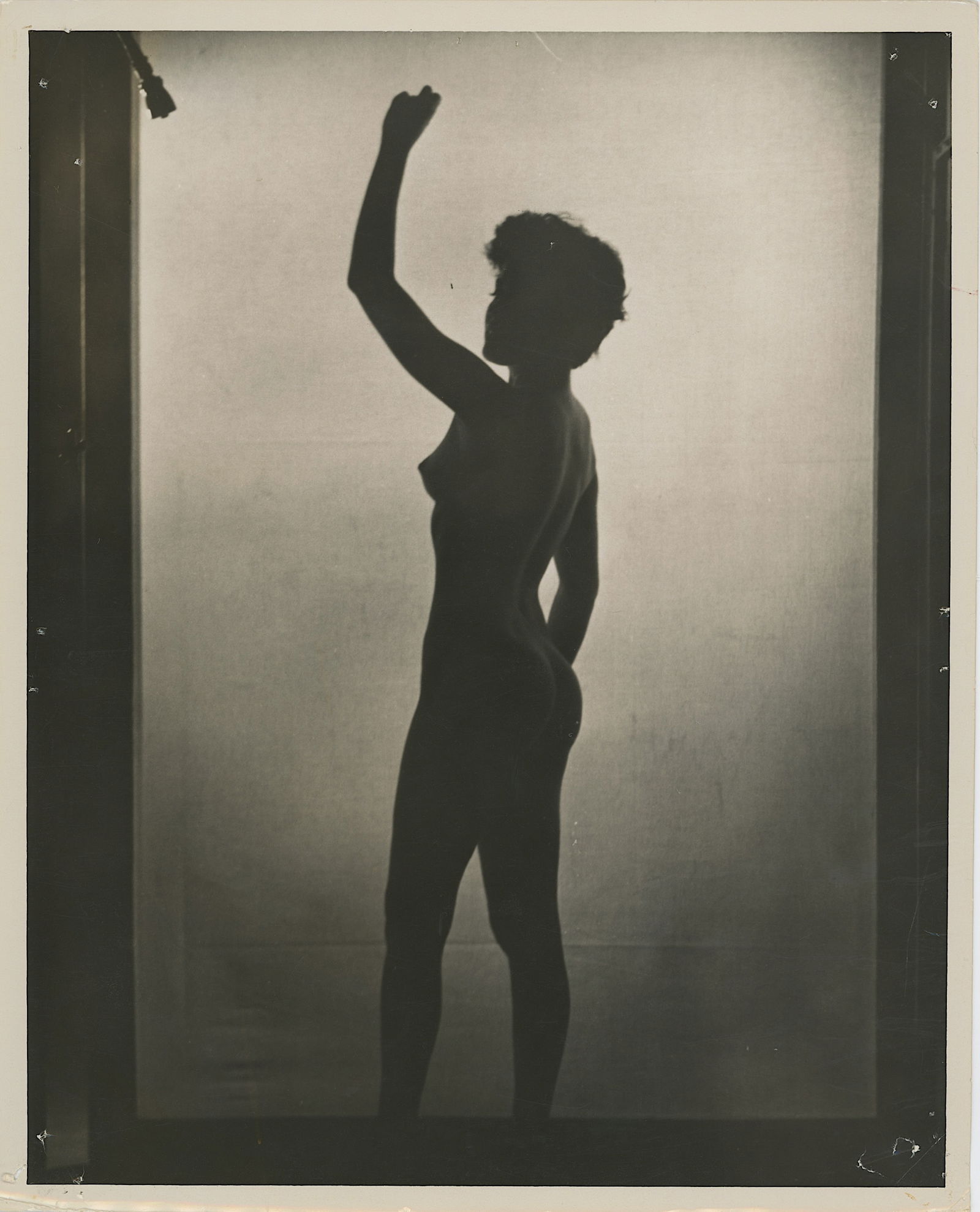 Vintage Pin Up Female Nude Photo 10" x 8" UNKNOWN MODEL: The provenance of this lot is from the a private collector in RI. We have included quality images to show it's actual condition. This lot is located in Boca Raton, Fl and its shipment will be made dir