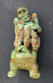 Pre-Colombian Design Rough Stone Emerald Male Sculpture Mummy