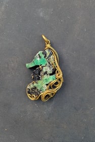 0.6 oz Carved Colombian Emerald Pendant Sea Horse Copper
