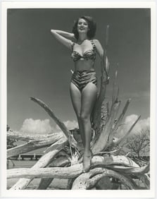 BUNNY YEAGER Vintage Pin Up PHOTO Unknow Model