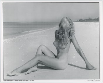 BUNNY YEAGER Vintage Pin Up Litho Model Dottie Sykes