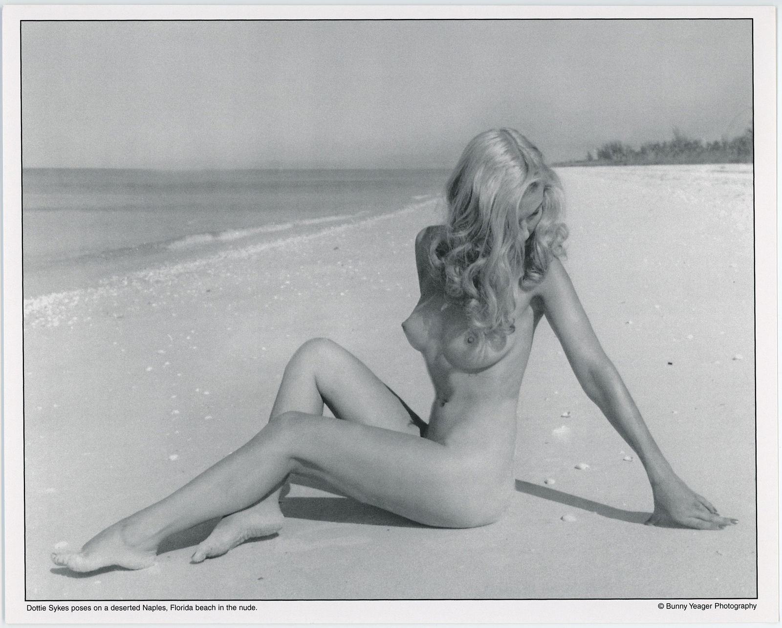 BUNNY YEAGER Vintage Pin Up Litho Model Dottie Sykes: This lot is consigned by a collector in RI. The provenance is from Bunny Yeager's estate/archives. Linnea Eleanor "Bunny" Yeager (March 13, 1929 - May 24, 2014) was an American photographer and pin-up