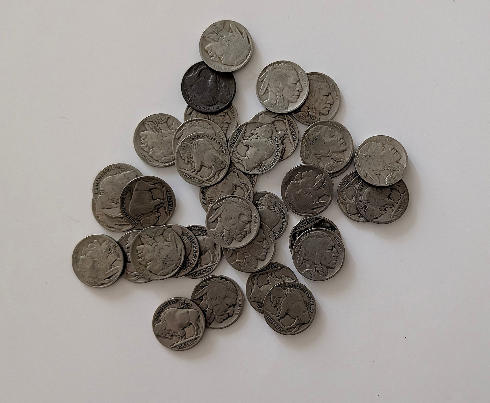 Vintage Set Approx. 35 US Coins Buffalo Nickels (1 of 2)