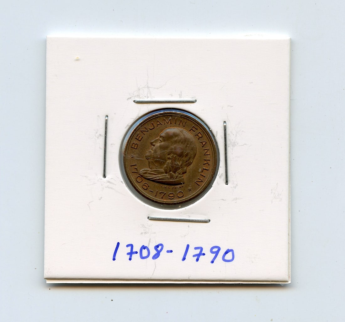 Antique Benjamin Franklin 1706-1790 Souvenir Memorial Coin Collectors (1 of 2)