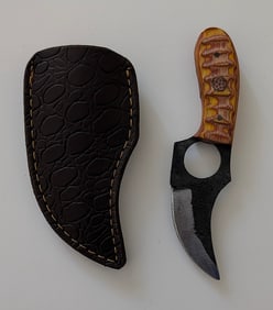 Handcrafted Heirloom Damascus Steel Knife with Leather Sheath OPP!