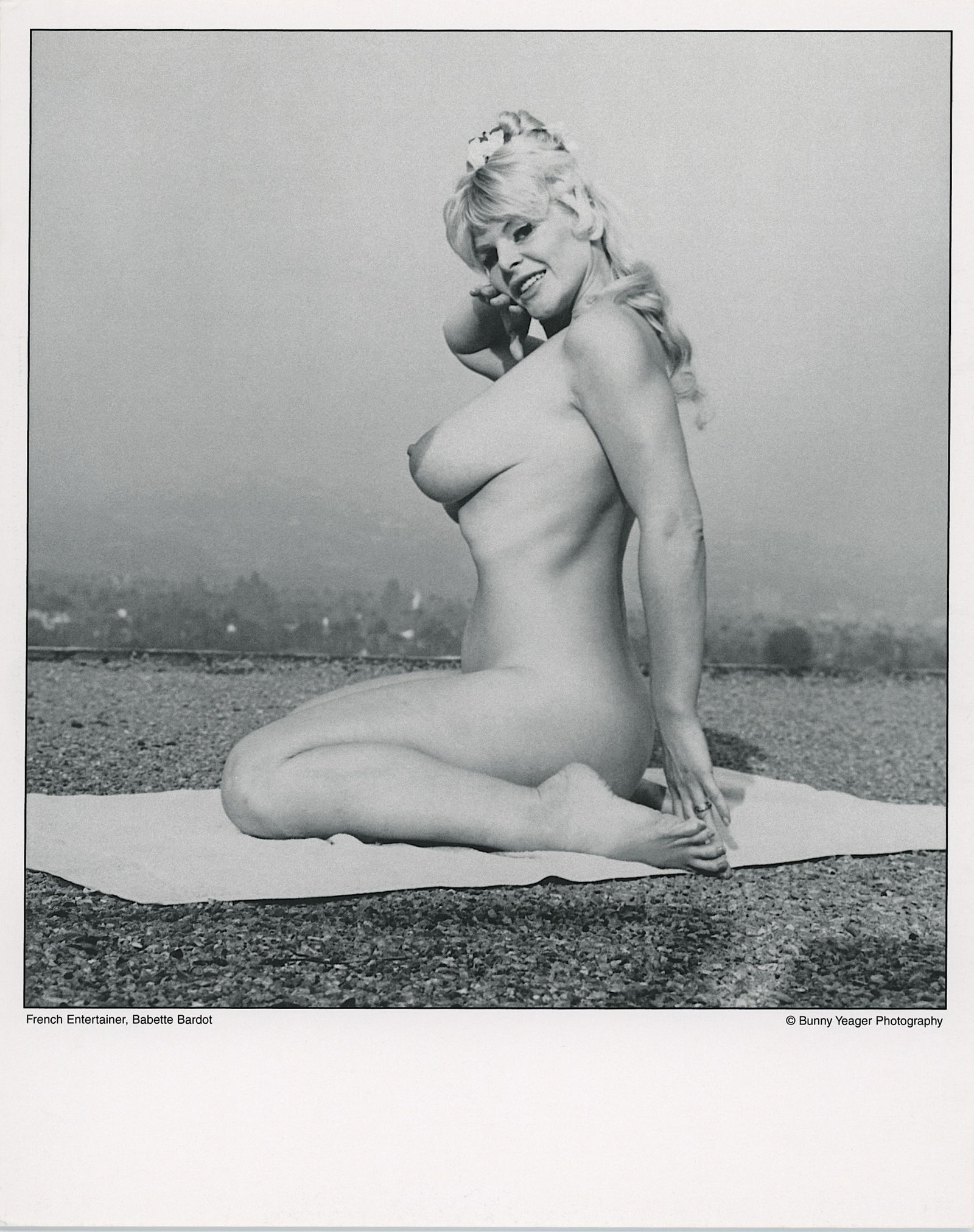 BUNNY YEAGER Vintage Pin Up Litho Model BABETTE BARDOT: This lot is consigned by a collector in RI. The provenance is from Bunny Yeager's estate/archives. Linnea Eleanor "Bunny" Yeager (March 13, 1929 - May 24, 2014) was an American photographer and pin-up