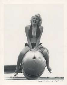 BUNNY YEAGER Vintage Pin Up Litho Model MARIA STINGER