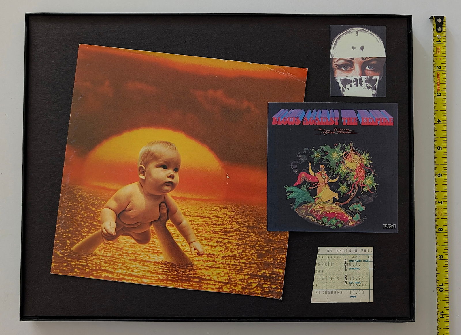 PAUL KANTNER / GRACE SLICK Vintage 1970s Memorabilia Ephemera Collection: This is a consignment from a collector in Miami, Fl. He explained us that the provenance is from the inventory of a closed notable comic book and collectibles in AB, Canada. We have included quality i