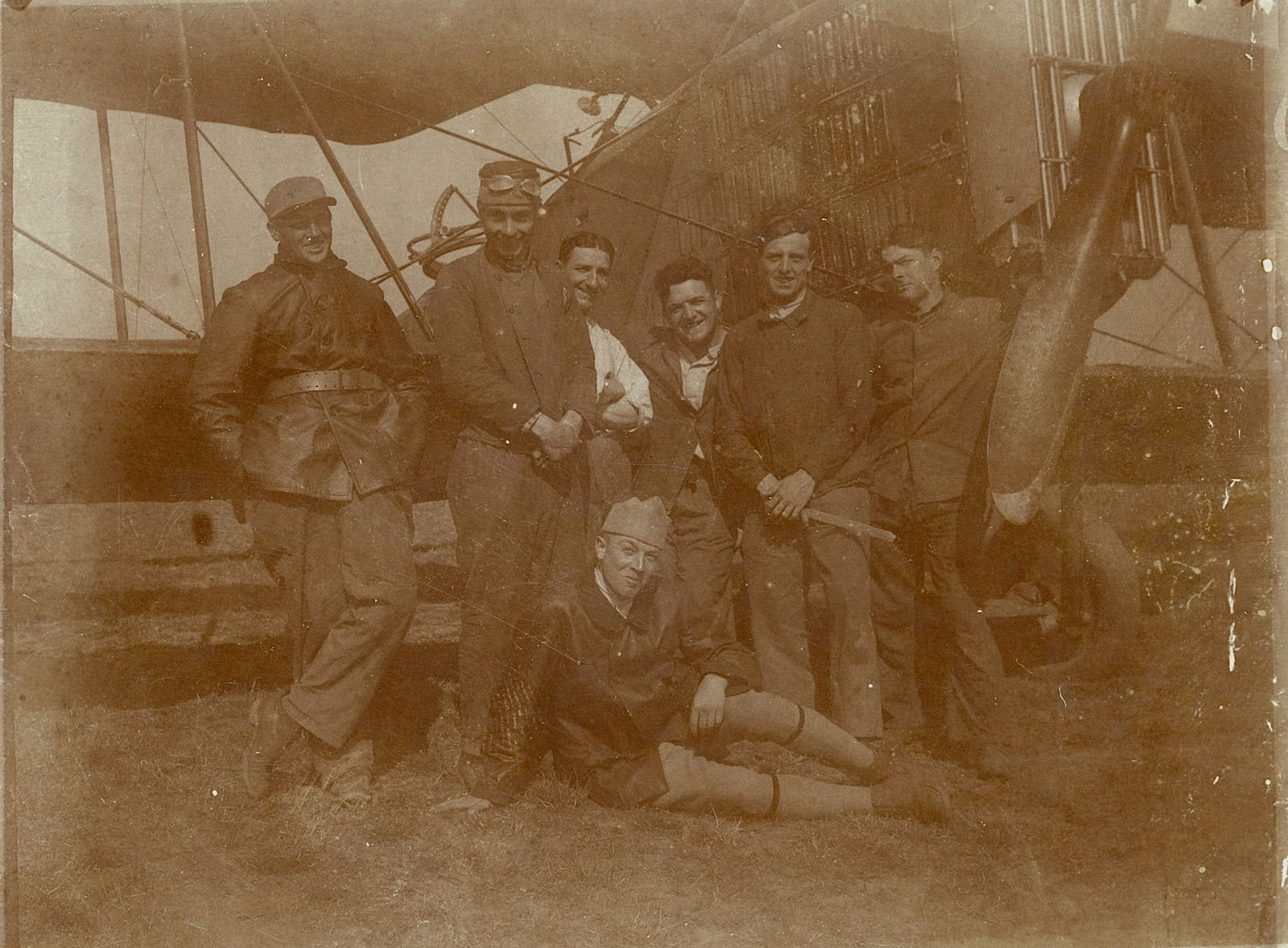 Vintage Real Scarce Photo Pioneers Aviation: The provenance is from the estate of a deceased collector in South Florida.The dimensions are Approx. 3.25" x 4.25". We have included quality images to show it's actual condition. This lot is located