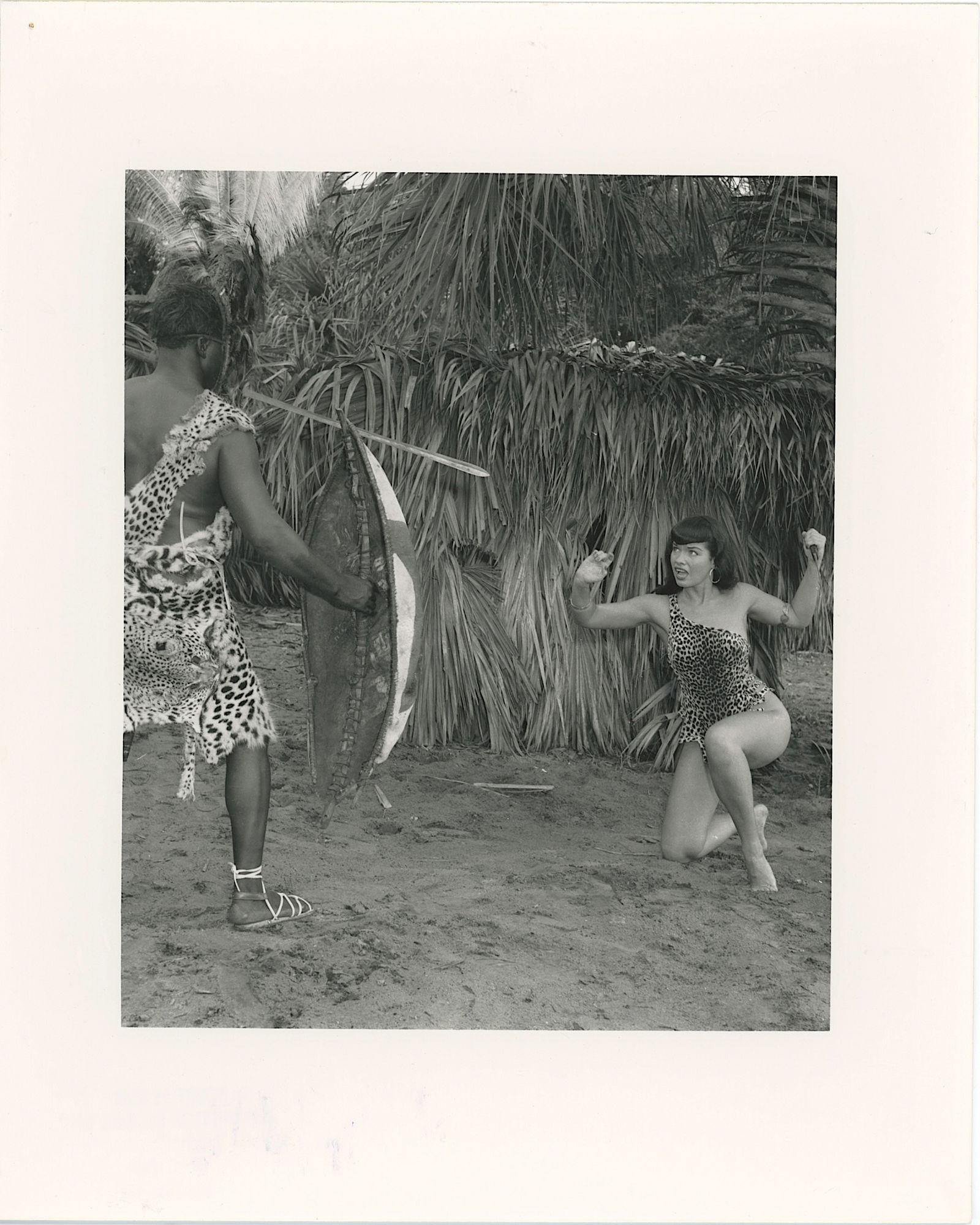 Vintage Photograph Pin-Up Model BETTIE PAGE @ Bunny Yeager: This lot is coming from the estate of a collector in RI. We have included a quality scan to show it's actual condition. The dimensions are Approx. 10" x 8". This lot is located in Boca Raton, Fl and i