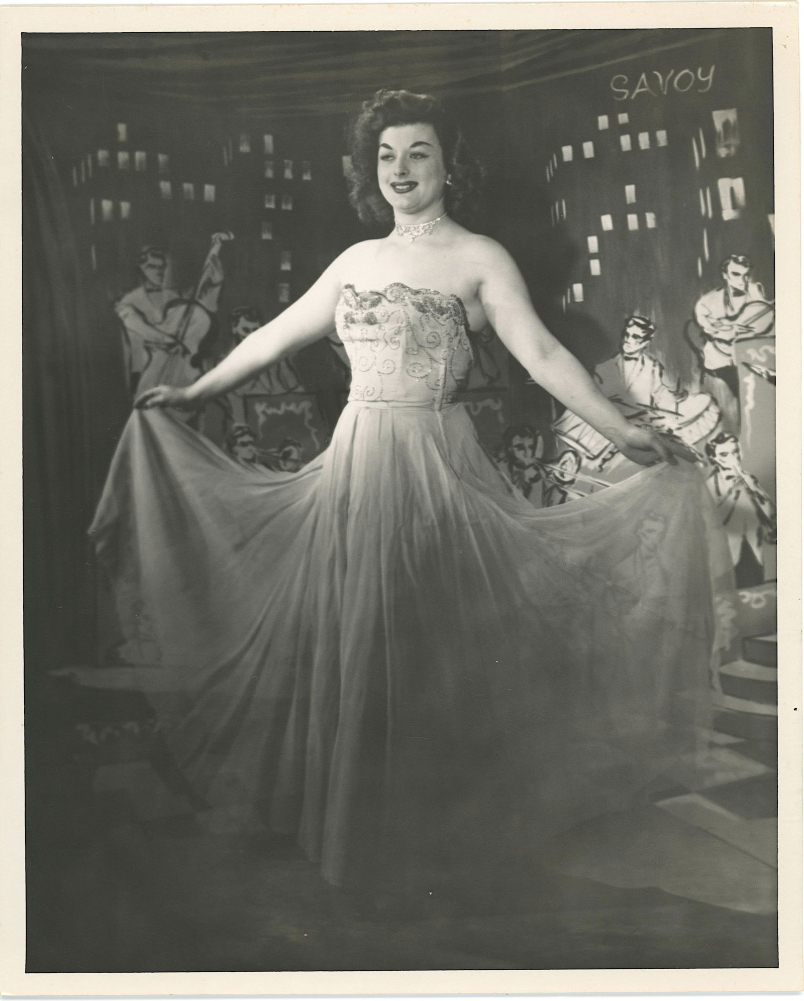 Vintage Photograph Singer Kitty Allen (?): This lot is coming from the estate of a collector in RI. We have included a quality scan to show it's actual condition. The dimensions are Approx. 10" x 8". This lot is located in Boca Raton, Fl and i