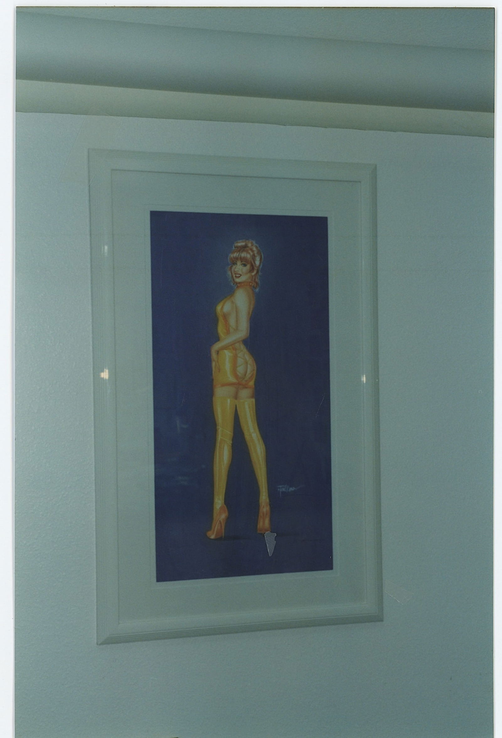 Vintage Photograph PIN-UP Bunny Yeager Archives 6" x 4": These photos 6" x 4" coming from the estate of a collector in RI. Our information they were part of the archives - estate of the Pin-Up photographer Bunny Yeager. We have included a quality scan to sh