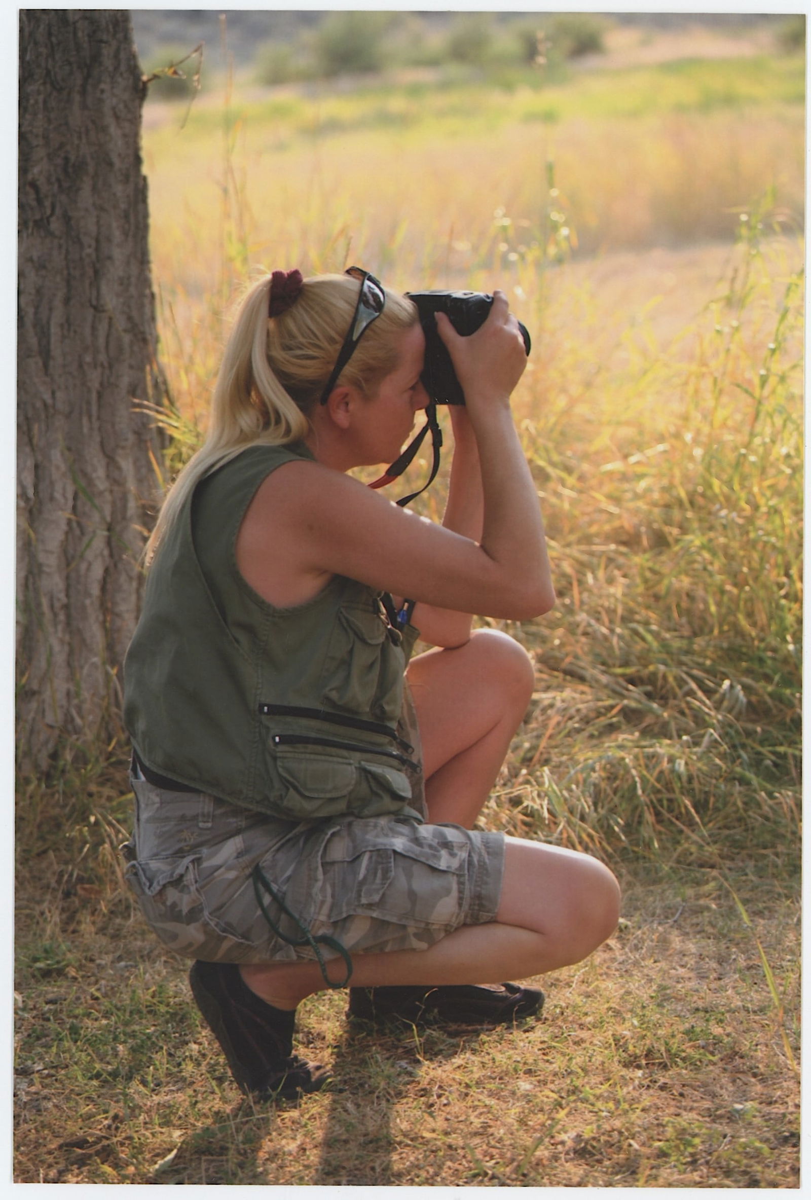 Vintage Photograph PIN-Posing UP Model Nude 6" x 4": These photos 6" x 4" coming from the estate of a collector in RI. Unknown photographer. We have included a quality scan to show it's actual condition. The dimensions are Approx. 6" x 4". This lot is l