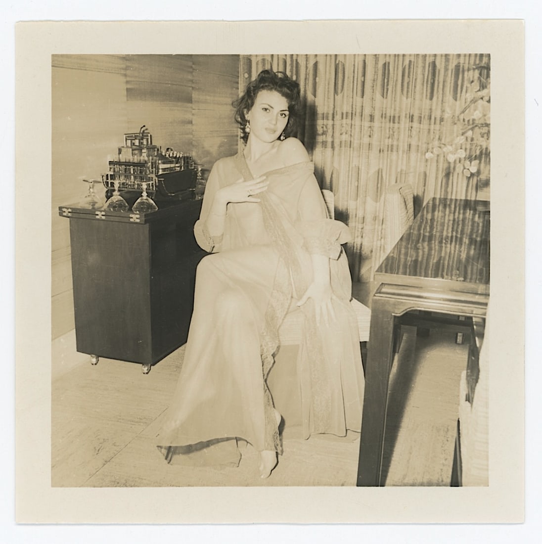 1950s BUNNY YEAGER Pin-Up Photograph of KIM LOREN: This includes an original Bunny Yeagers photograph with Pin-Up Model in Studio, a printed photo 3.5" x 3.5". This lot is consigned by a collector in PA. The provenance is from Bunny Yeager's estate/ar