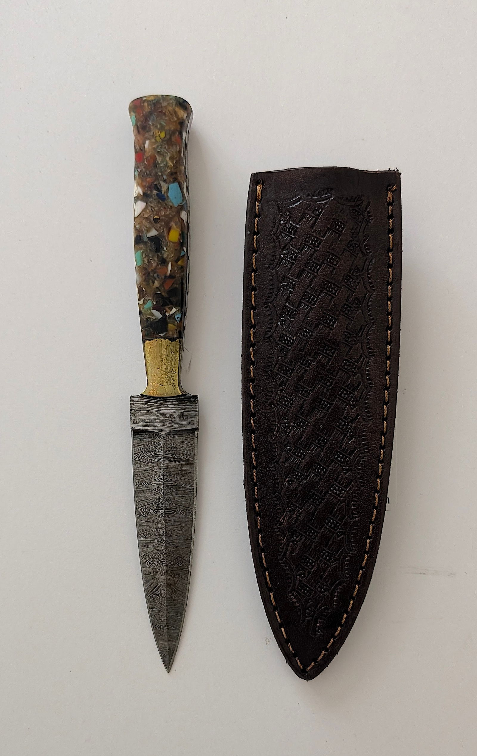 Handcrafted Heirloom Damascus Steel Knife with Leather Sheath OPP! (1 of 2)