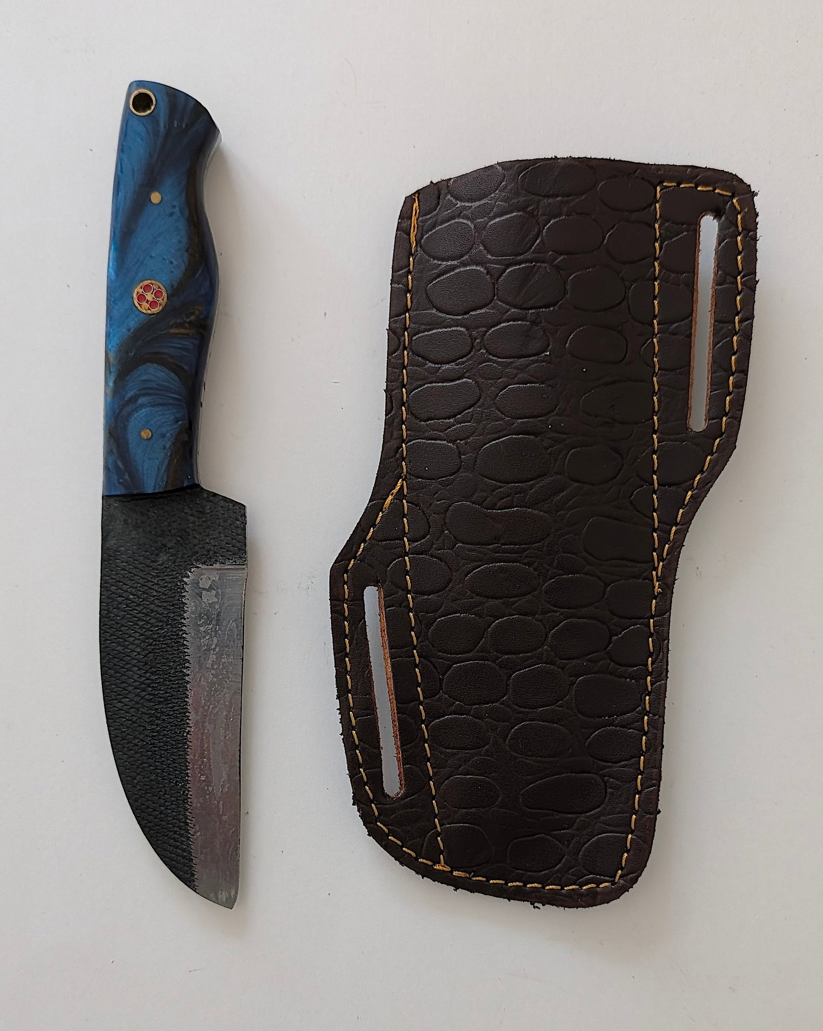 Handcrafted Heirloom Damascus Steel Knife with Leather Sheath OPP! (1 of 2)