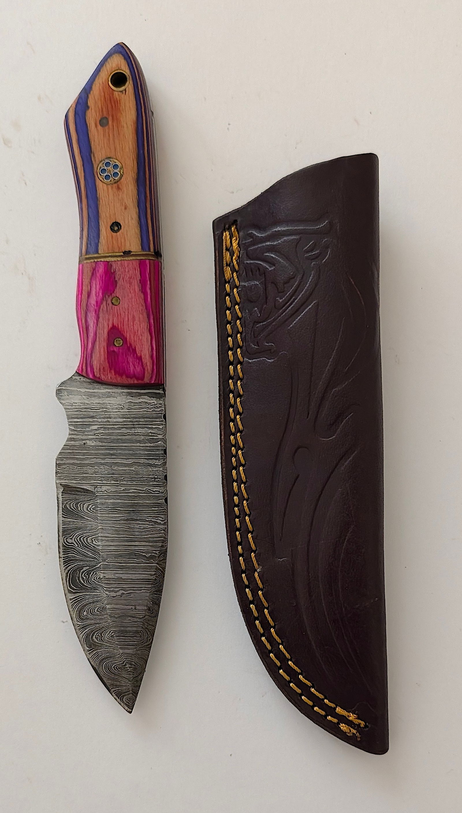 Handcrafted Heirloom Damascus Steel Knife with Leather Sheath OPP! (1 of 2)