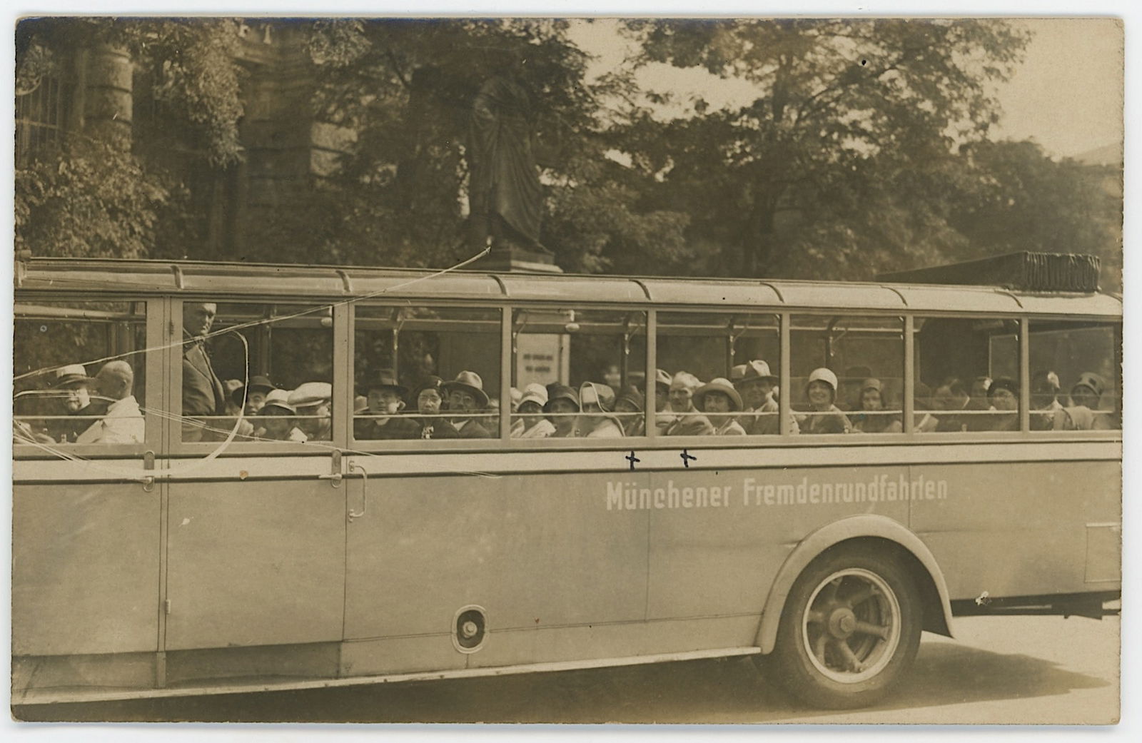 Vintage Rare Selected Ephemera Collectors Opportunity: The provenance of this item is the forgotten (for many years) inventories of Artelisted. Most of these findings are vintage postcards and/or tradecards. The regular size of a postcard/tradecard is app