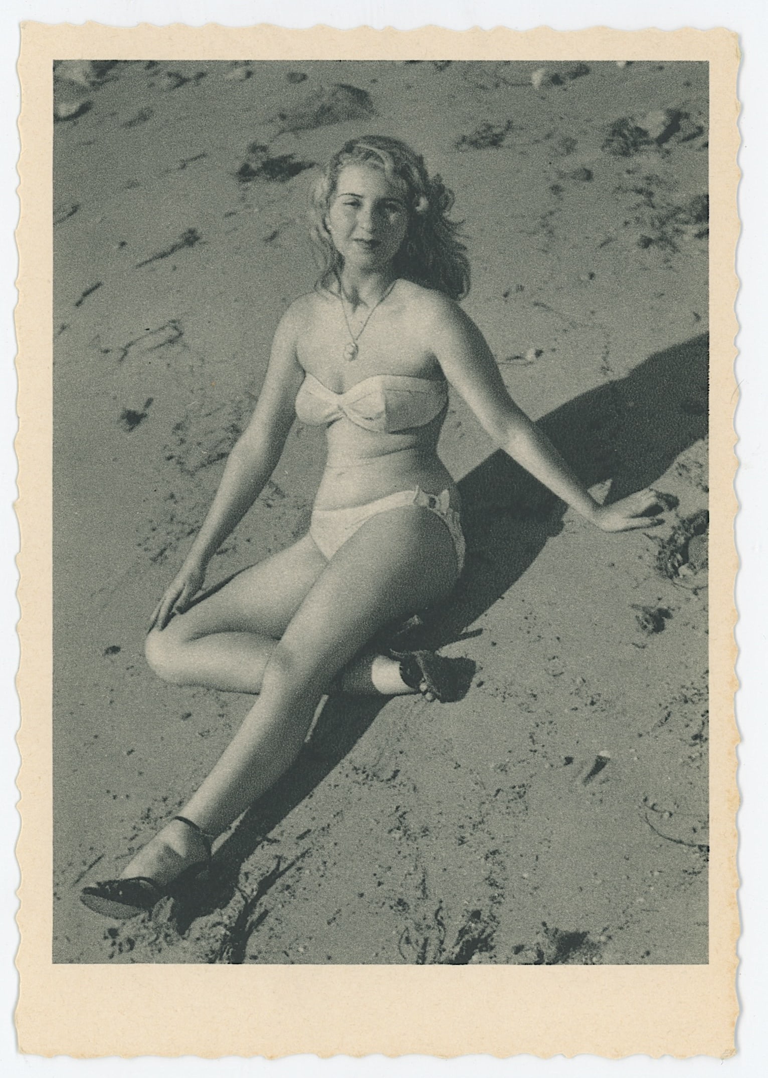 Vintage Rare Selected Ephemera Collectors Opportunity: The provenance of this item is the forgotten (for many years) inventories of Artelisted. Most of these findings are vintage postcards and/or tradecards. The regular size of a postcard/tradecard is app