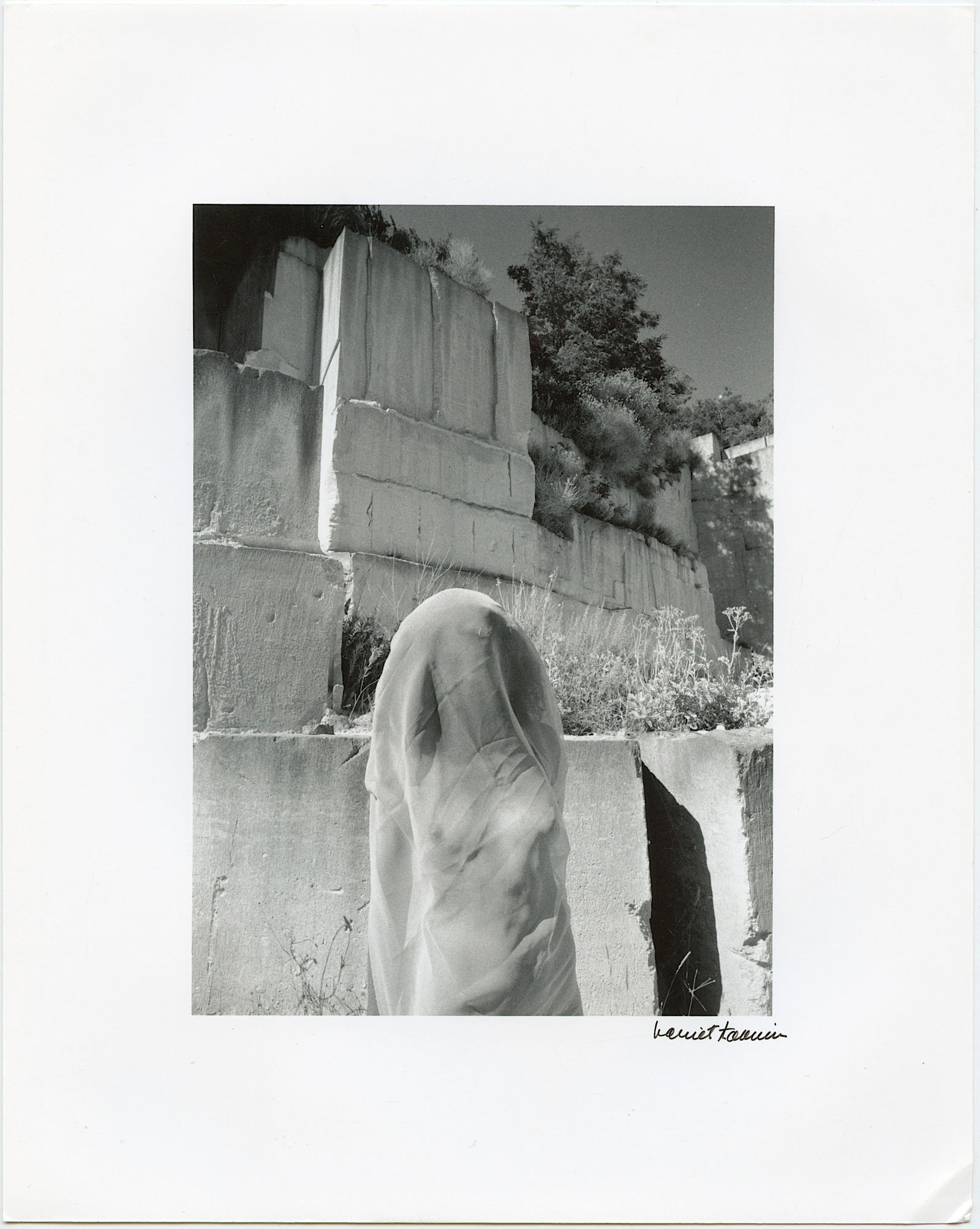 Original Signed Photo HARRIET TANNIN (1929-2009): Harriet Tannin, photographer, painter, sculptor, political activist, writer and lecturer was born April 26, 1929. She is best known for her modernist, pioneer work with woven photography and her non-o