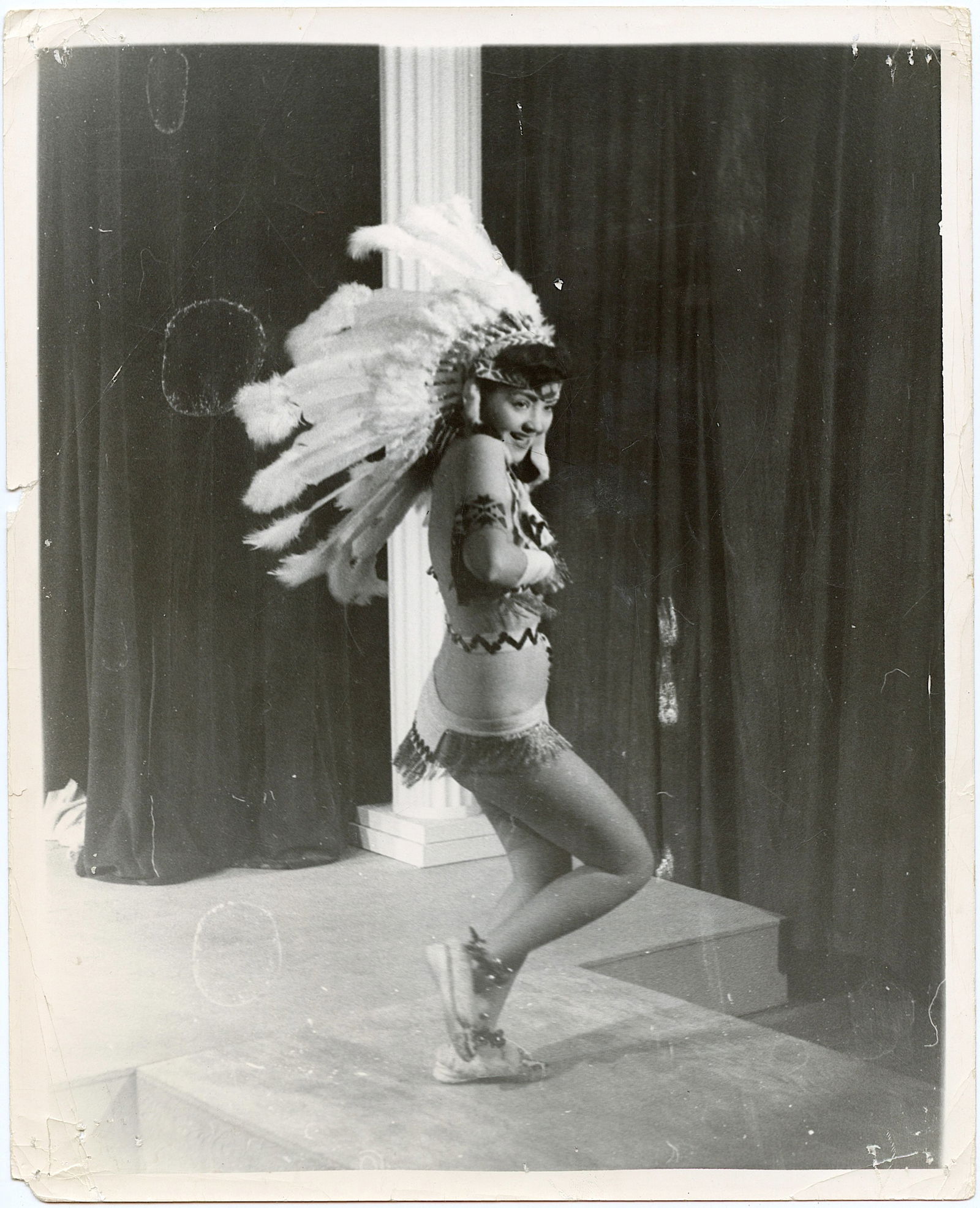 Vintage Original Photograph Pin Up Model 1970s (1 of 2)