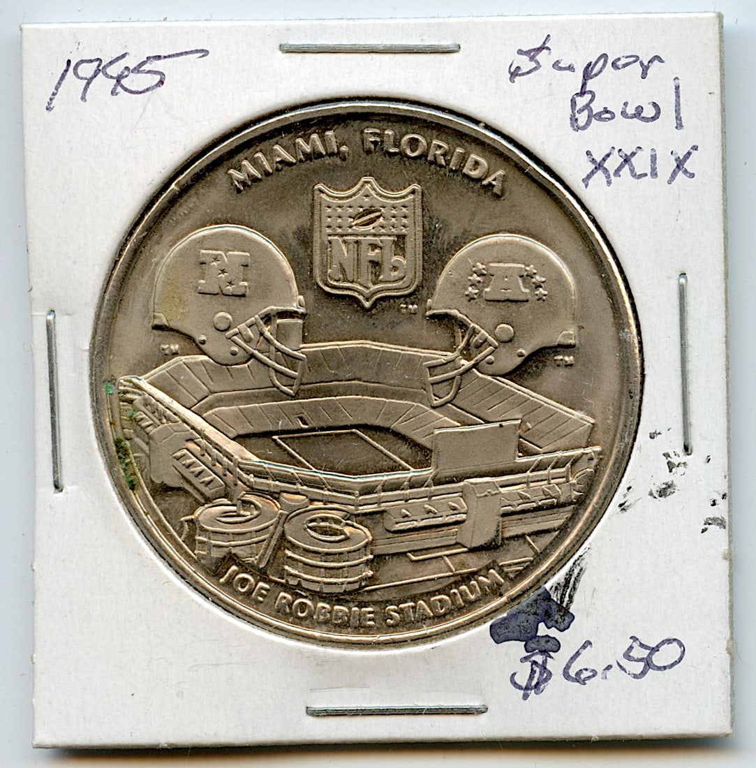 Rare Vintage Scarce Medal / Coin Collectors Superbowl Miami, FL (1 of 2)