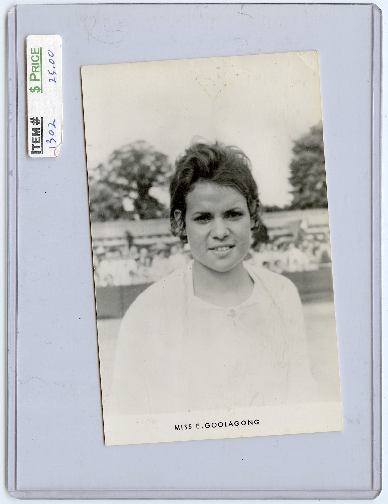 Vintage Ephemera Postcard Tennis Player Miss E. Goolagong (1 of 2)