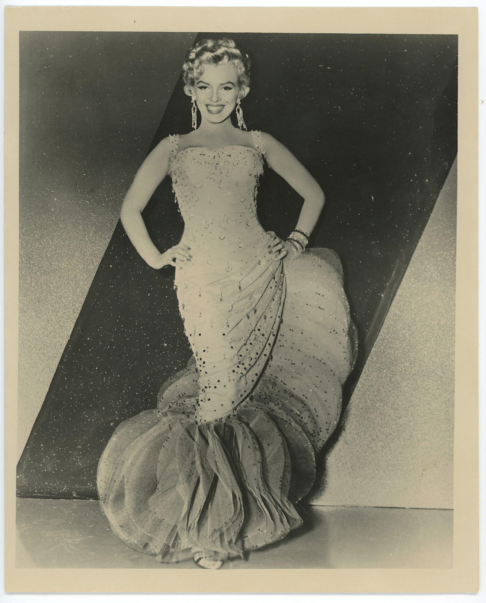 Vintage Photo MARILYN MONROE Wearing William Trevilla Dress, 1954 (1 of 2)