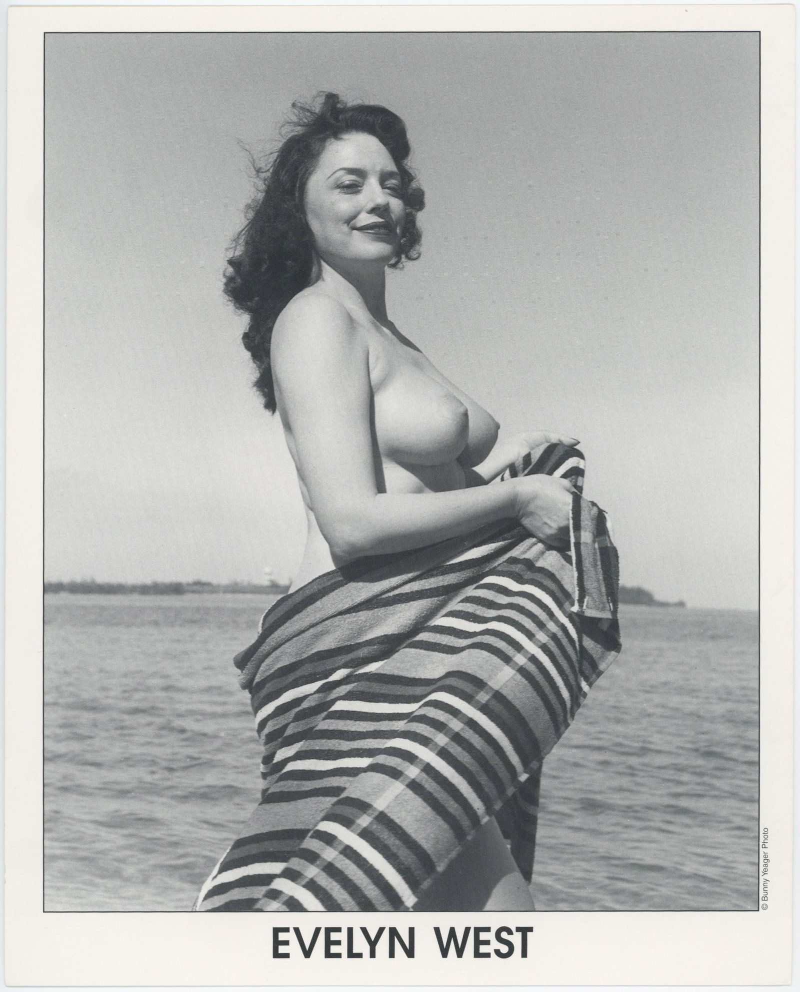 BUNNY YEAGER Vintage Pin Up Litho Model EVELYN WEST (1 of 1)