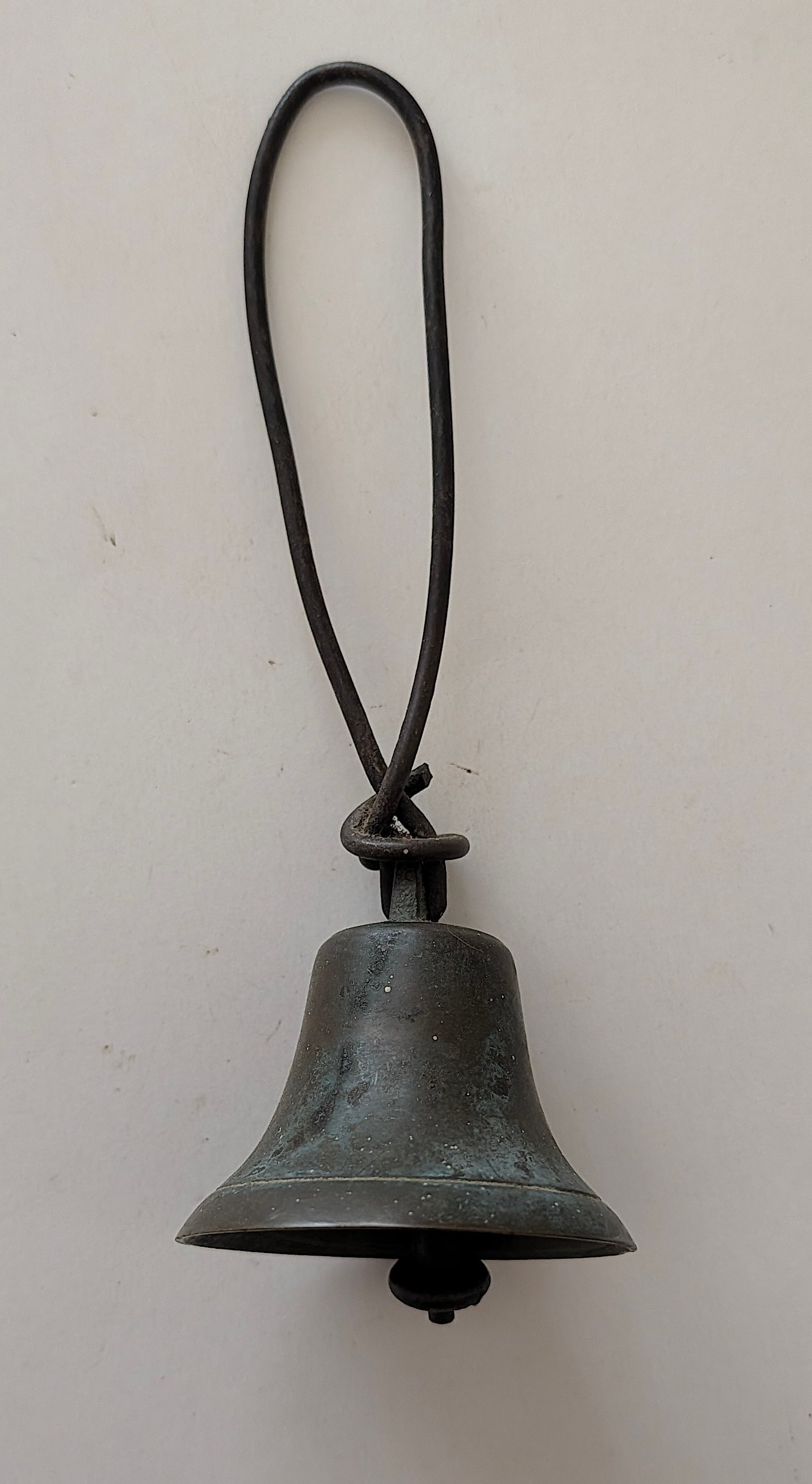 Vintage Bronze/Brass Hand Bell Utilitarian Handle (1 of 3)