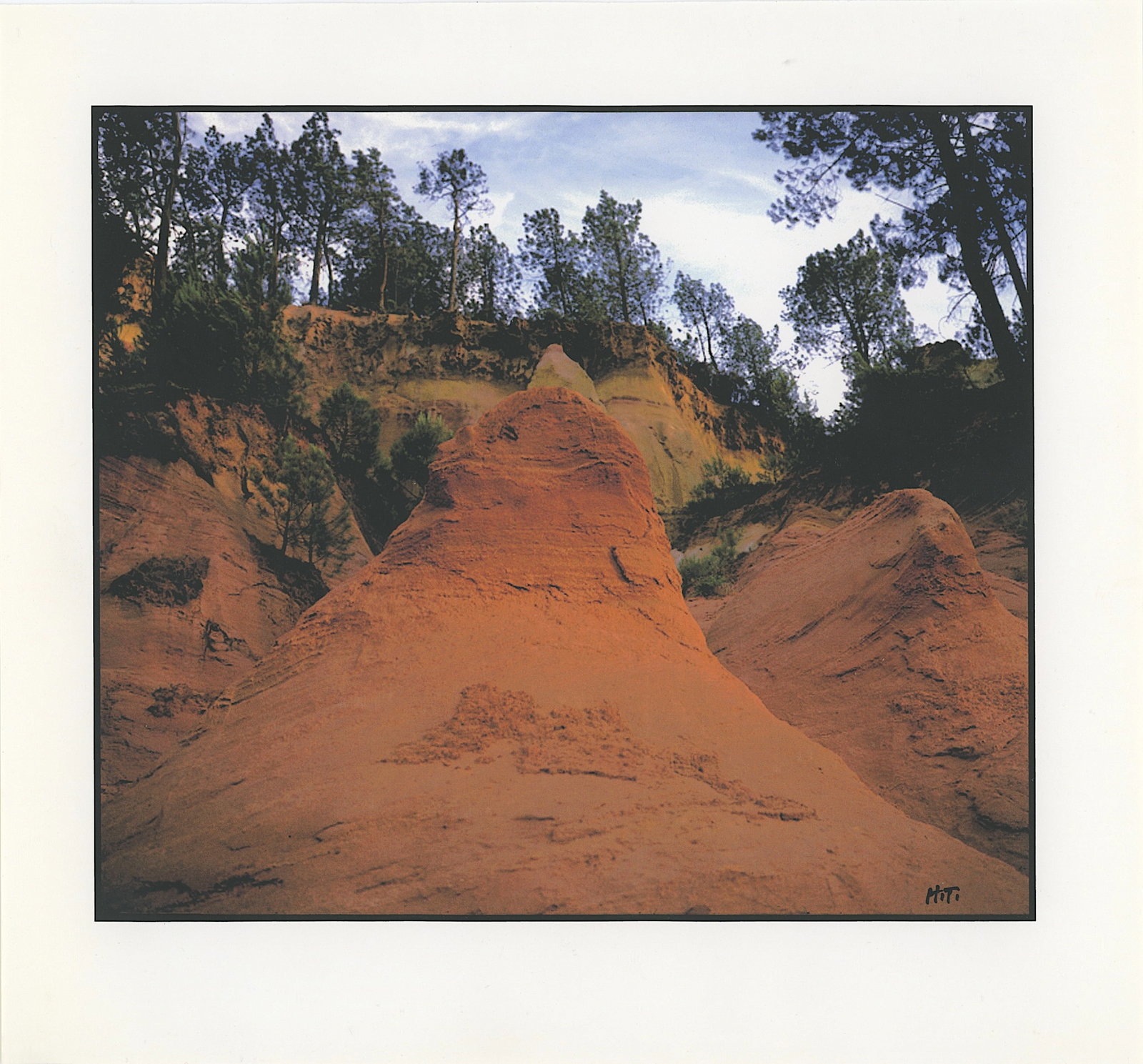 HARRIET TANNIN (1929-2009) Original Digital Print Hand Signed: Original digital print, hand signed with initials and from the archives of the artist Harriet Tannin. Harriet Tannin, photographer, painter, sculptor, political activist, writer and lecturer was born