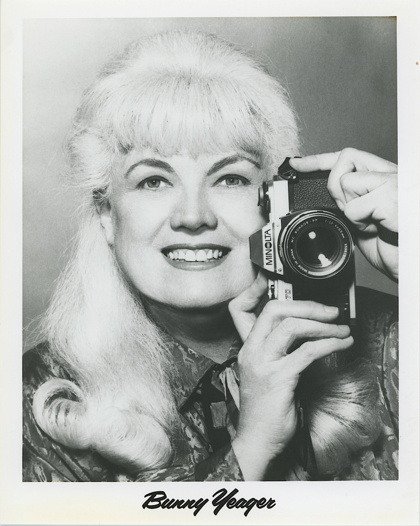 Vintage Litho Pin Up Model Archives BUNNY YEAGER Self Portrait: This lot is consigned by a collector in RI. The provenance is from Bunny Yeager's estate/archives. Linnea Eleanor "Bunny" Yeager (March 13, 1929 - May 24, 2014) was an American photographer and pin-up