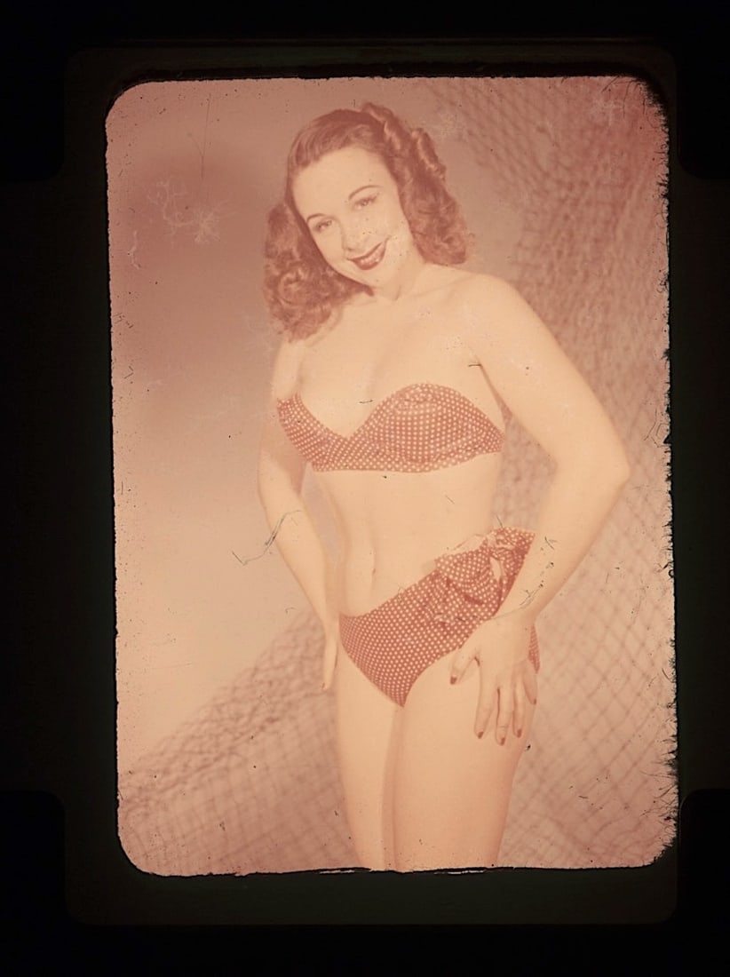 Vintage 1950s Scarce Original Pin Up Model Slide 35mm: Provenance from the estate of a deceased collector in Miami. All the items purchased through Artelisted must be shipped. We no longer offer or accept local pick-ups for any sold lots. The shipment wil