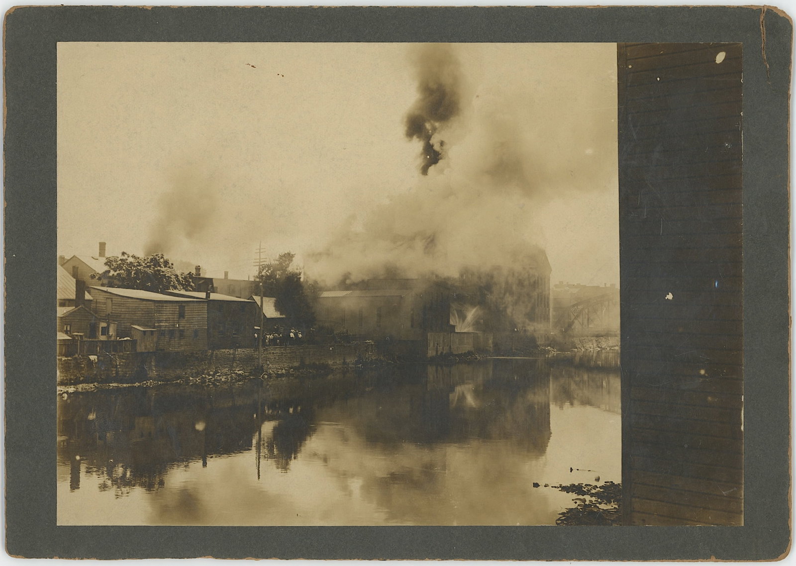 1910 Cabinet Photo The Levy Silk Mill Fire Manhattan Ribbon Co.: Provenance from a deceased collector in South Florida. We have included quality images to show it's actual condition. The dimensions are Approx. 7" x 4.75". THIS IS A RESERVE AUCTION, and the final pr