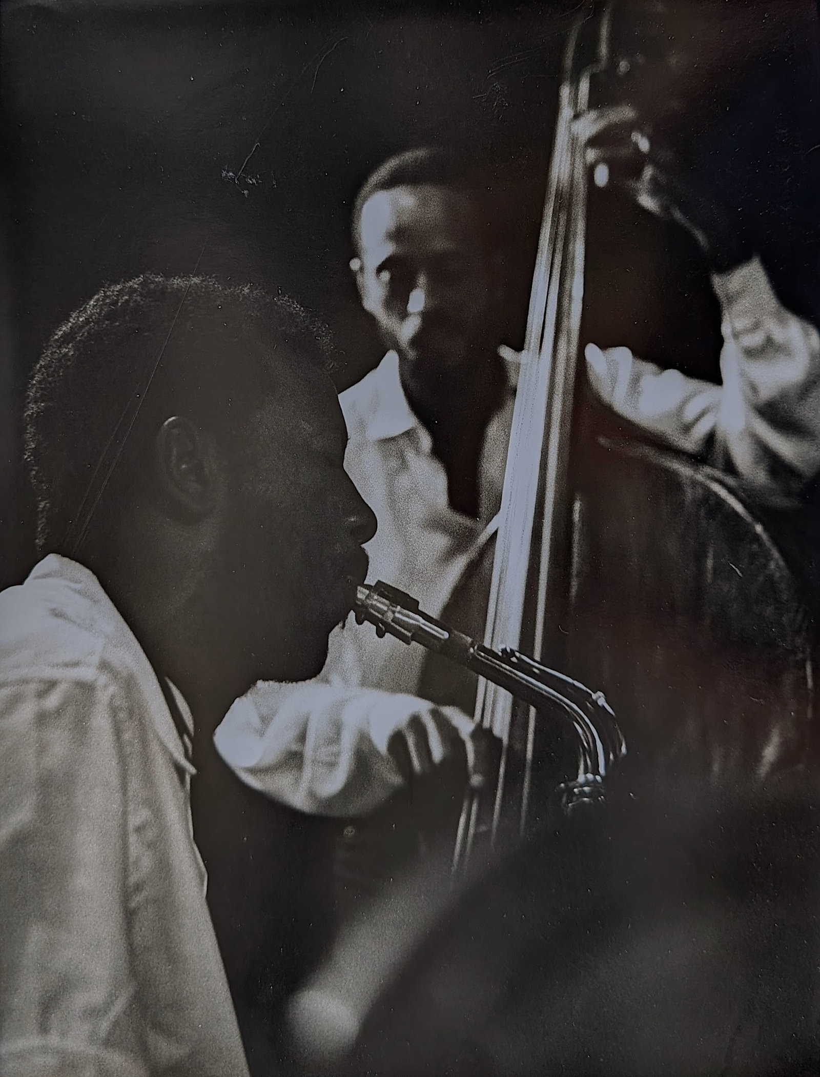 CLEMENS KALISCHER Original Photo Percy Heath & Ornette Coleman: Clemens Kalischer (1921-2018) was an American photojournalist and art photographer. He was born in Germany and immigrated to the United States. His series of photographs of displaced persons arriving 