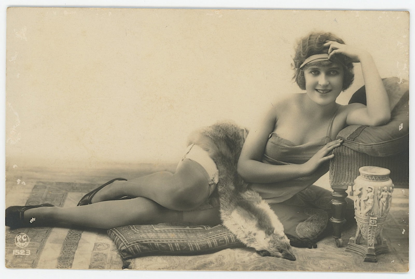 Antique Scarce Original 1910s RPPC Nude Girl Paris: The provenance of this item is the forgotten (for many years) inventories of Artelisted. The diemnsions are Approx. 5.25" x 3.3". THIS IS A RESERVE AUCTION, and the final price will include a Buyer?s 