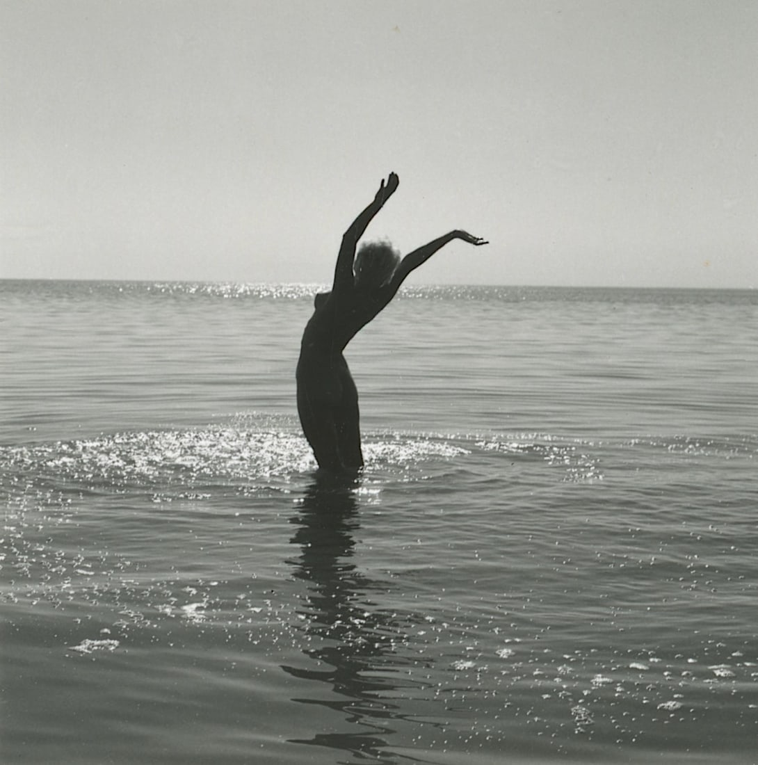 ANDR? DE DIENES Vintage Photo 1950s-1960s Nude Study: The provenance of this photo is from the archives of notable photographer Andr? de Dienes. The dimensions are Approx. 2" x 2.25" (variances can occur). This black and white gelatin photo was printed i