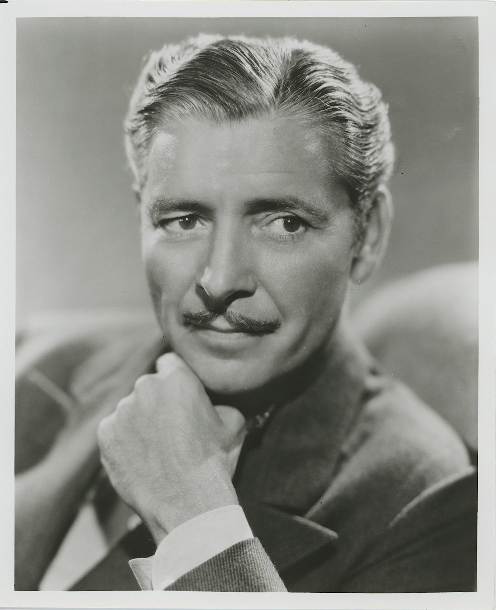 Vintage Photo of Actor RONALD COLMAN by BUNNY YEAGER: The provenance of this lot is from a collector in RI. The dimensions are Approx. 10" x 8". THIS IS A RESERVE AUCTION, and the final price will include a Buyer?s Premium. Please, view our full terms an