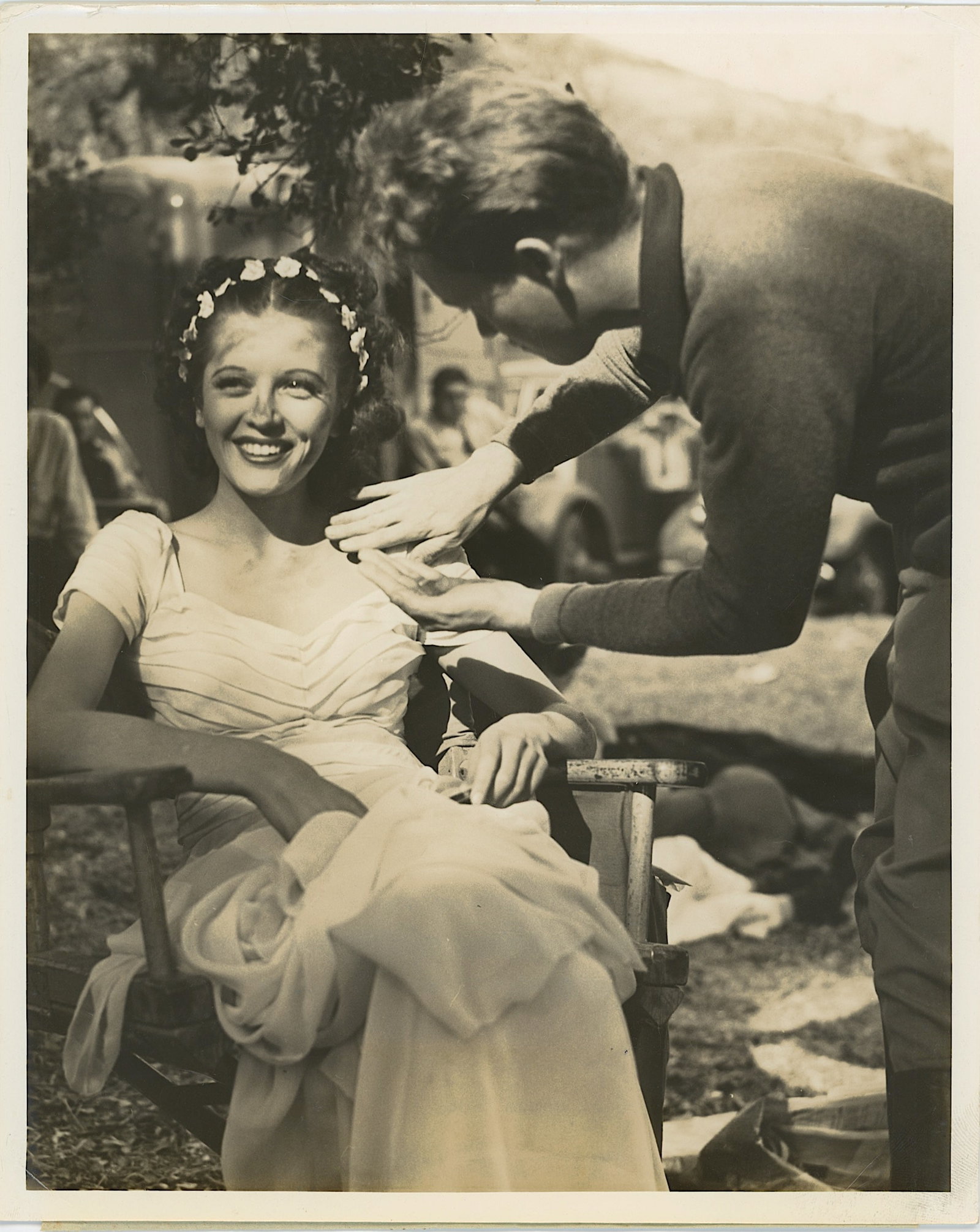Vintage Photo From Warner Bros. Studio: The provenance of this lot is from a collector in RI. The dimensions are Approx. 10" x 8". THIS IS A RESERVE AUCTION, and the final price will include a Buyer?s Premium. Please, view our full terms an
