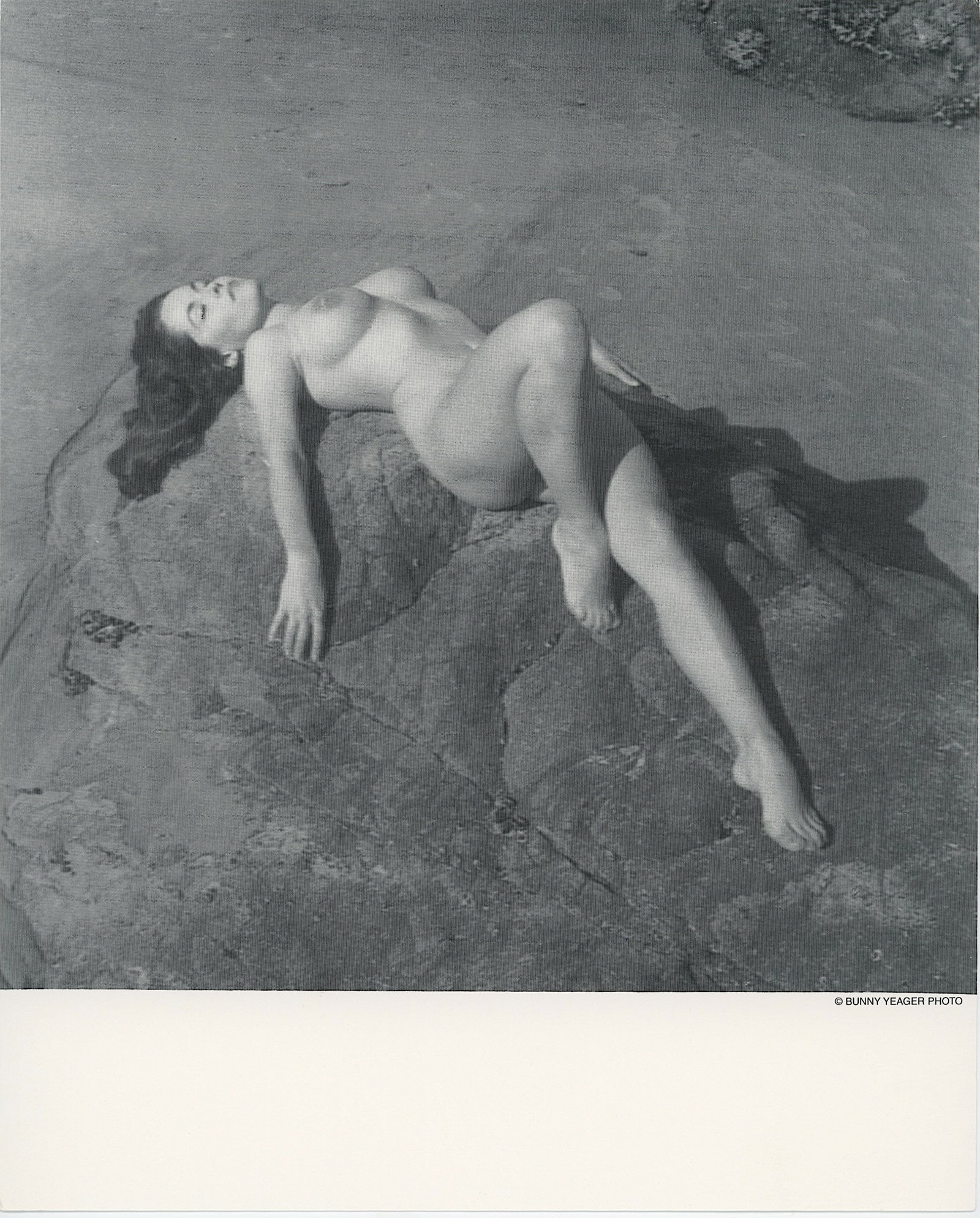 BUNNY YEAGER Vintage Pin Up Litho Model DIANE WEBBER: This lot is consigned by a collector in RI. The provenance is from Bunny Yeager's estate/archives. Linnea Eleanor "Bunny" Yeager (March 13, 1929 - May 24, 2014) was an American photographer and pin-up