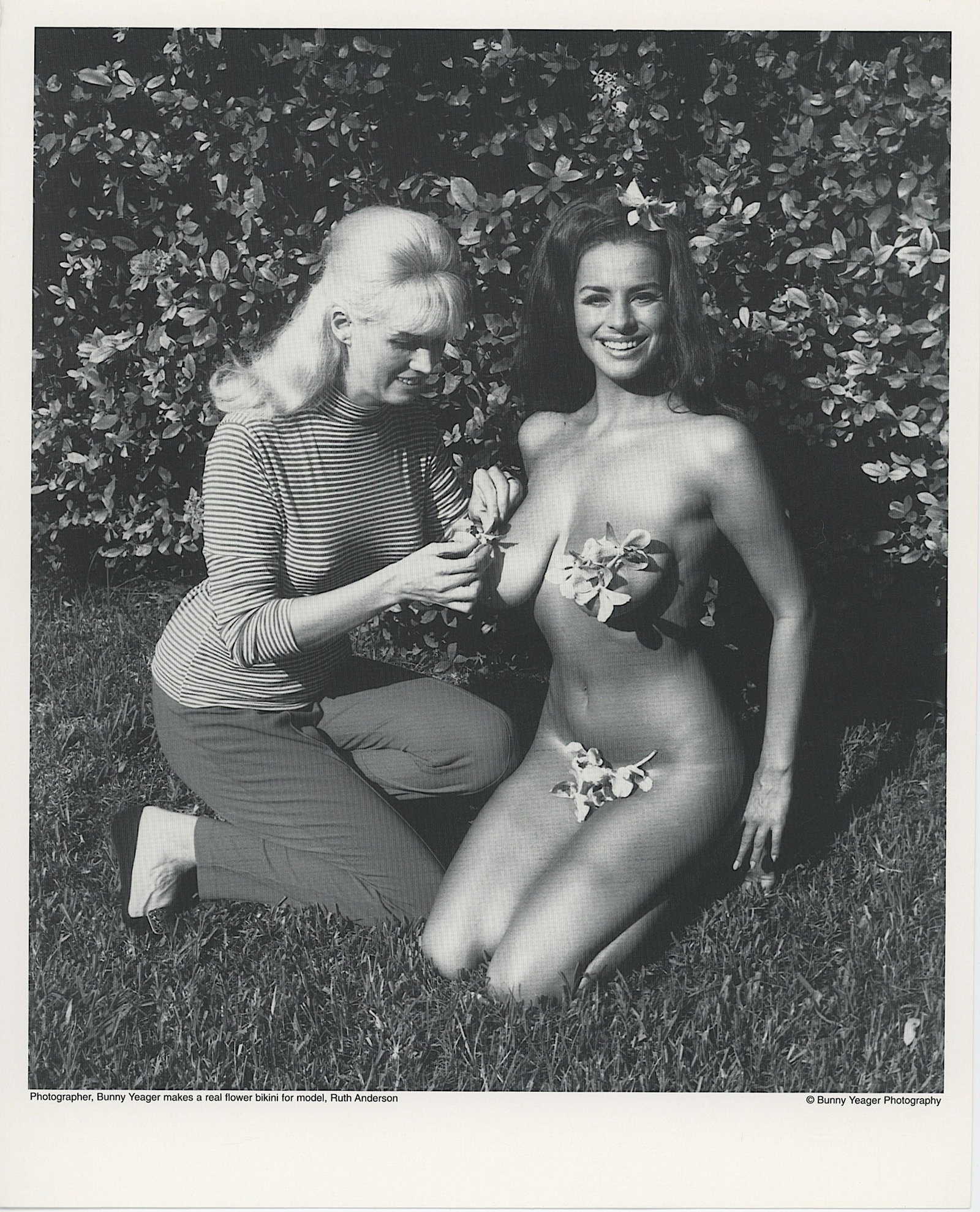BUNNY YEAGER Vintage Pin Up Litho Model RUTH ANDERSON: This lot is consigned by a collector in RI. The provenance is from Bunny Yeager's estate/archives. Linnea Eleanor "Bunny" Yeager (March 13, 1929 - May 24, 2014) was an American photographer and pin-up