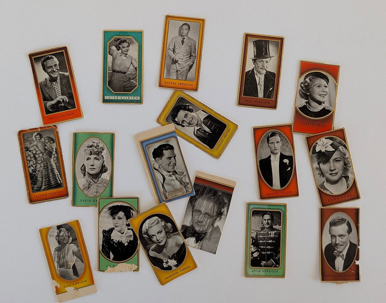 Vintage Cigarette Movie Stars Collectible Cards: The provenance of this lot is from a collector in RI. The dimensions are Approx. 10" x 8". THIS IS A RESERVE AUCTION, and the final price will include a Buyer?s Premium. Please, view our full terms an