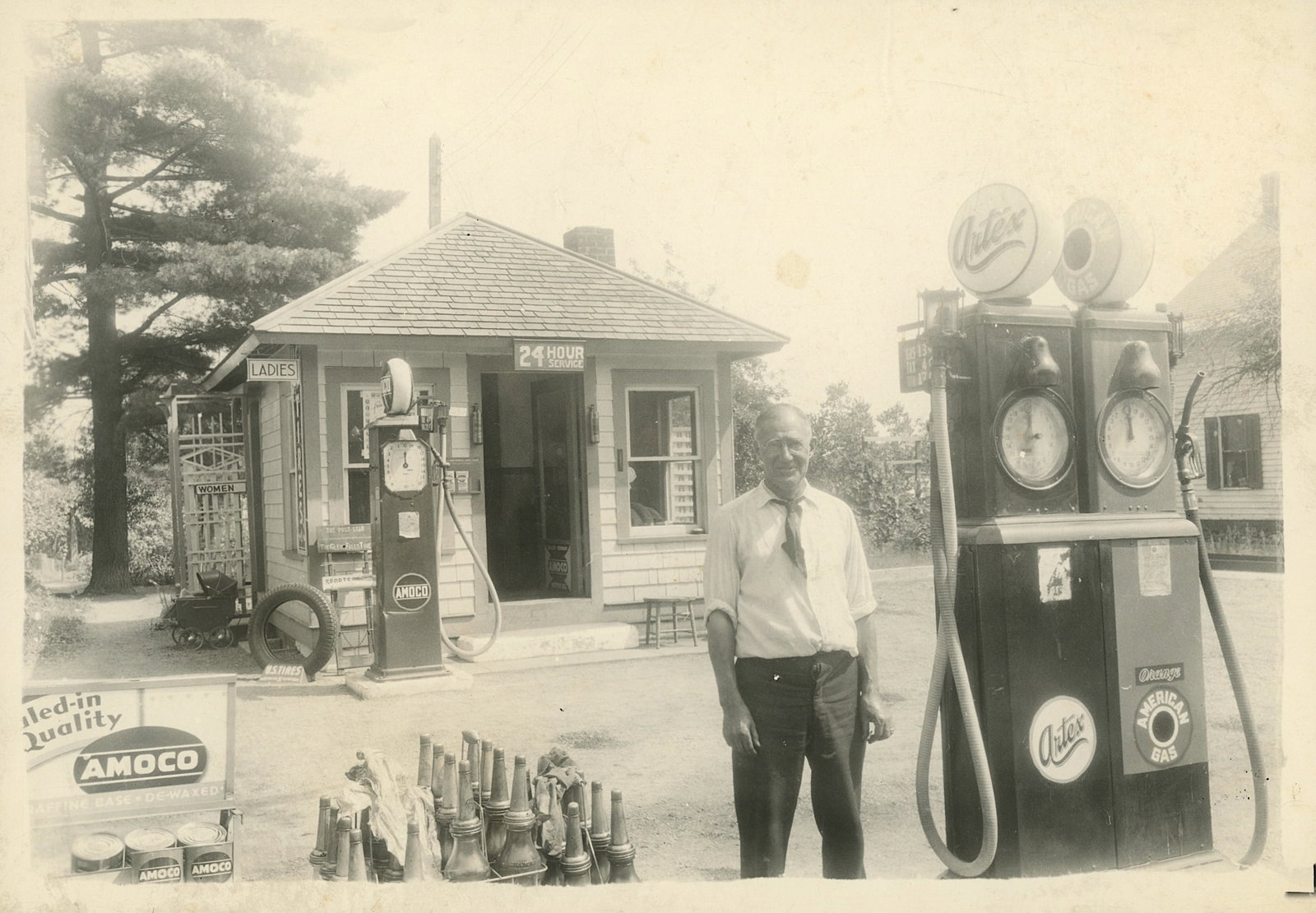 Antique Cabinet Photo AMOCO & ARTEX GAS STATION (1 of 2)