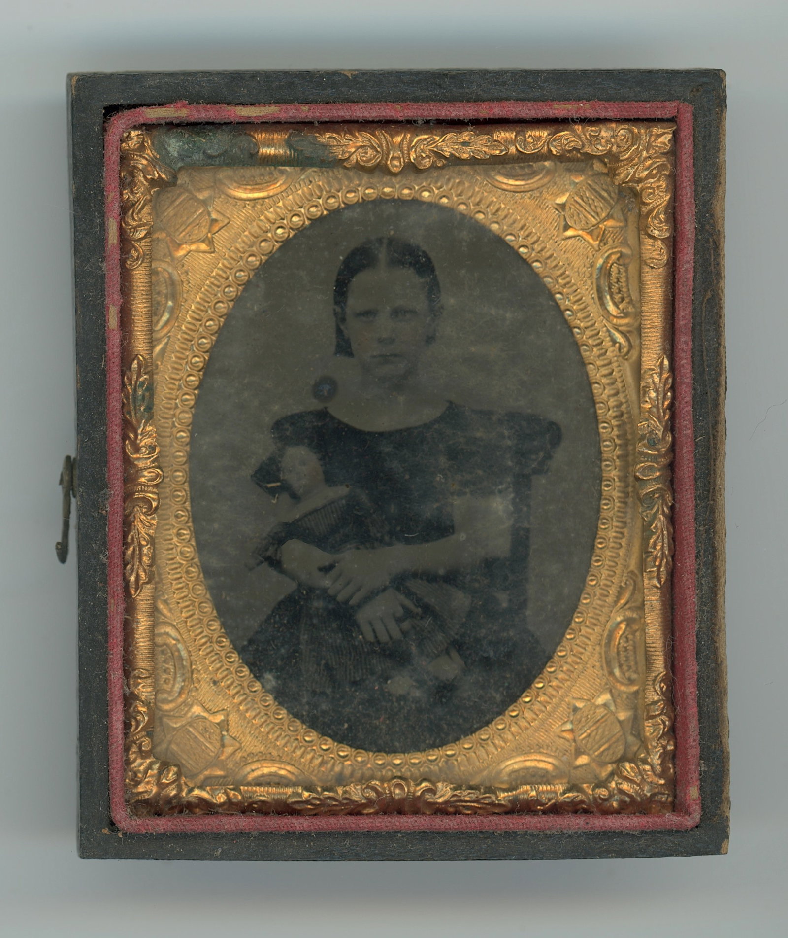 Antique Victorian Photo Young Girl with Doll: This photograph was part of the estate of a deceased collector in GA. This collection includes a very interesting group of tintypes, daguerrotypes and CDVs mainly from the American Civil War Era. The 