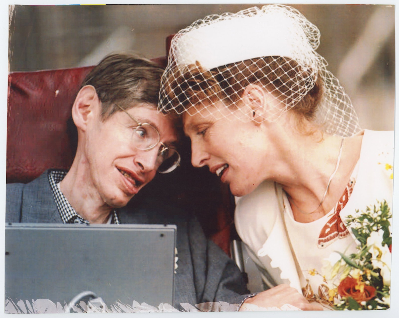 Vintage Selected Ephemera OPP! STEPHEN HAWKING: The provenance of this item is from the inventories of Artelisted.The dimensions are Approx. 10" x 8". THIS IS A RESERVE AUCTION, and the final price will include a Buyer?s Premium. Please, view our