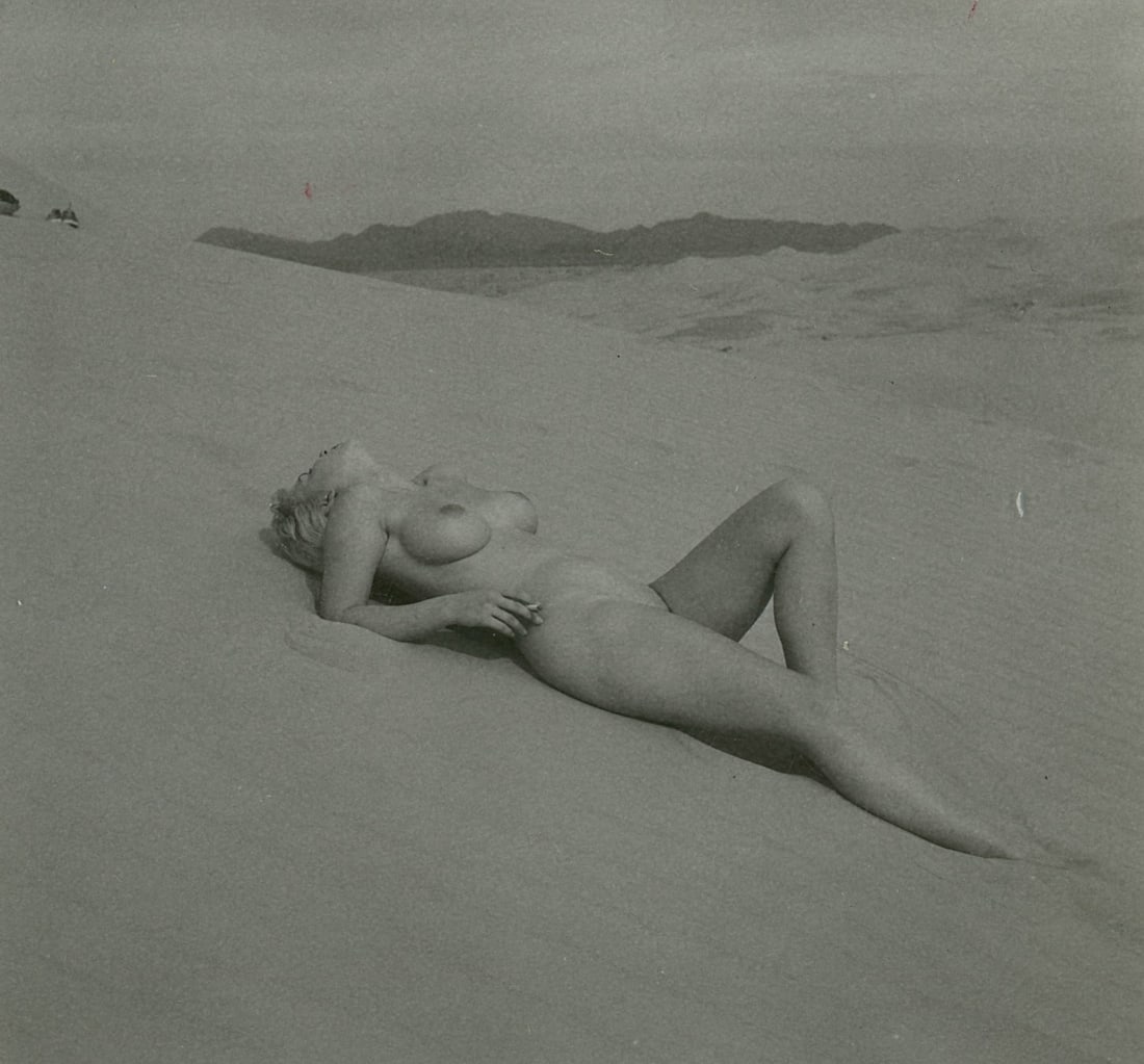 ANDR? DE DIENES Vintage Photo 1950s-1960s Nude Study: The provenance of this photo is from the archives of notable photographer Andr? de Dienes. The dimensions are Approx. 2" x 2.25" (variances can occur). This black and white gelatin photo was printed i