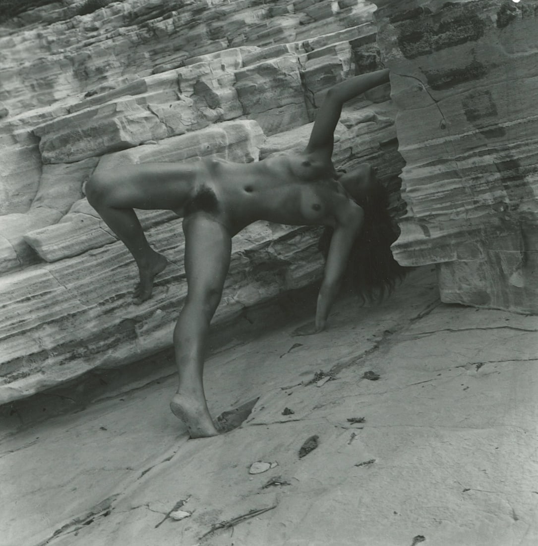 ANDR? DE DIENES Vintage Photo 1950s-1960s Nude Study: The provenance of this photo is from the archives of notable photographer Andr? de Dienes. The dimensions are Approx. 2" x 2.25" (variances can occur). This black and white gelatin photo was printed i