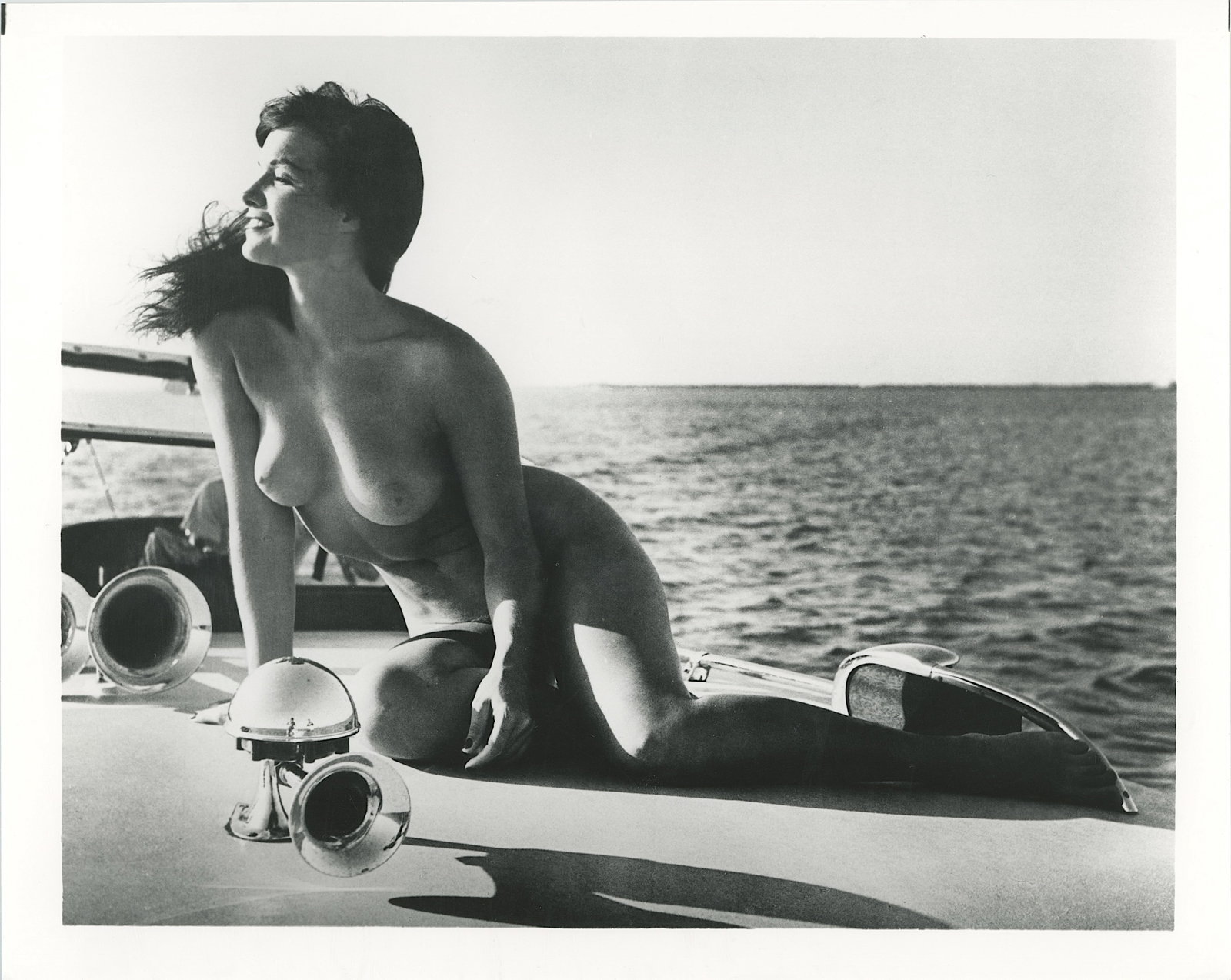 Vintage BUNNY YEAGER Photo Pin Up Model BETTIE PAGE: The provenance of this lot is from a collector in RI. The dimensions are Approx. 10" x 8". THIS IS A RESERVE AUCTION, and the final price will include a Buyer?s Premium. Please, view our full terms an